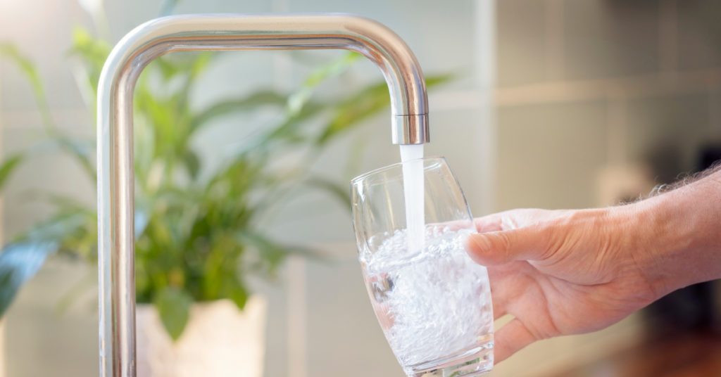 4 Ways Water is Beneficial for Your Oral Health